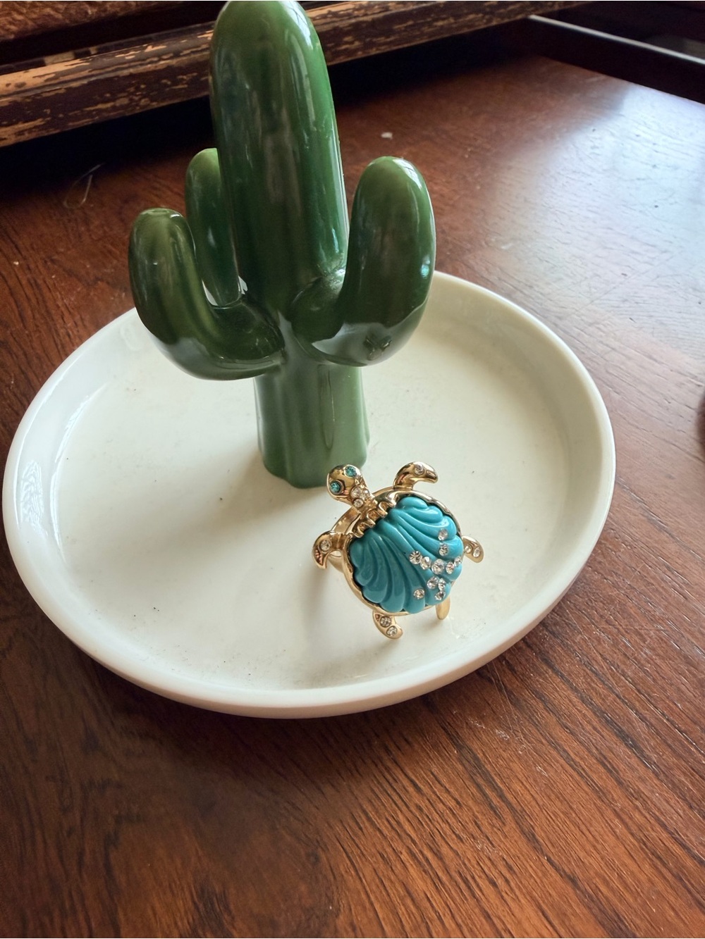 Vintage Statement Turquoise Turtle Ring - Gold Tone Size 8 fun statement piece